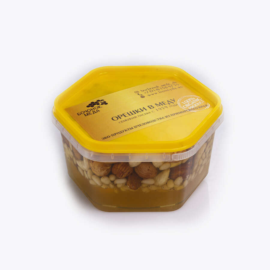 Орешки в меду (ассорти из кедрового ореха, фундука, миндаля, кешью и тыквенных семечек)
